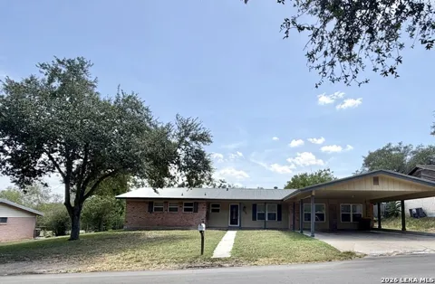 705 Loma Vista