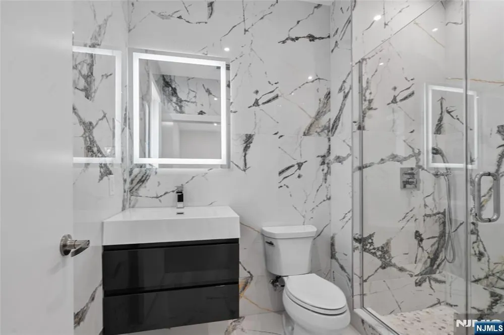 1409 85th Street North Bergen, NJ 07047