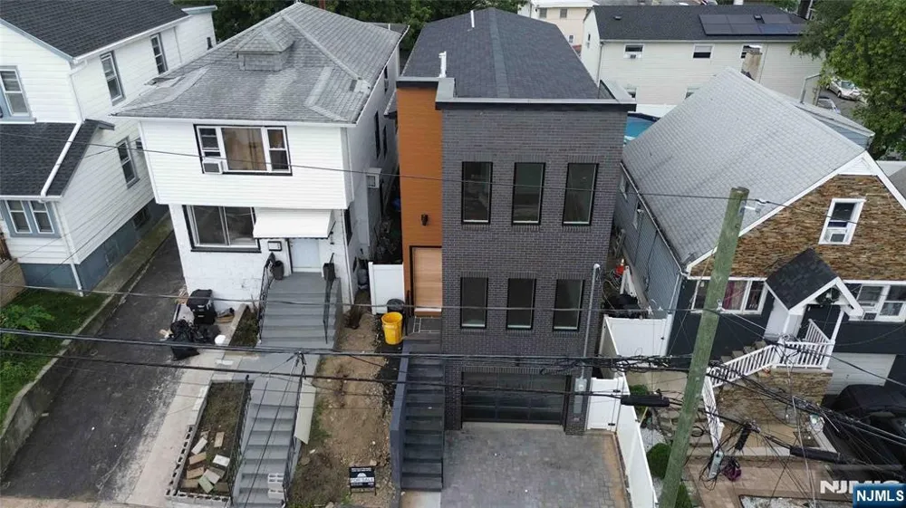 1409 85th Street North Bergen, NJ 07047