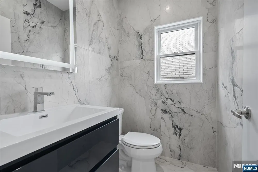 1409 85th Street North Bergen, NJ 07047