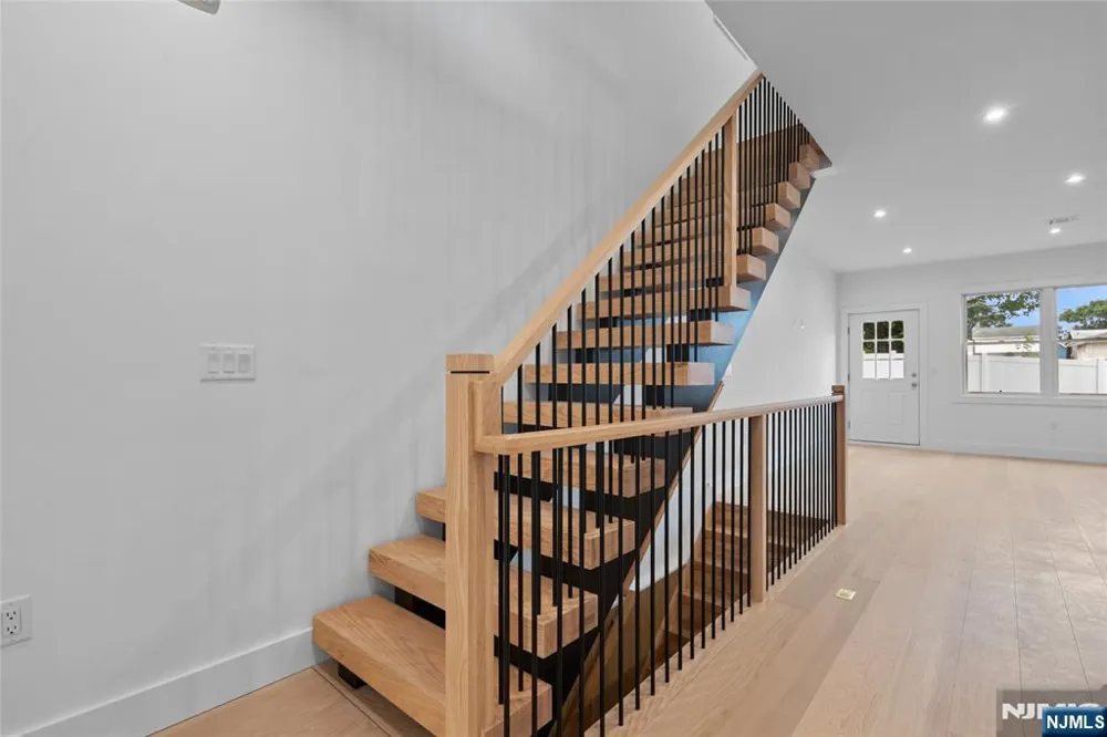 1409 85th Street North Bergen, NJ 07047