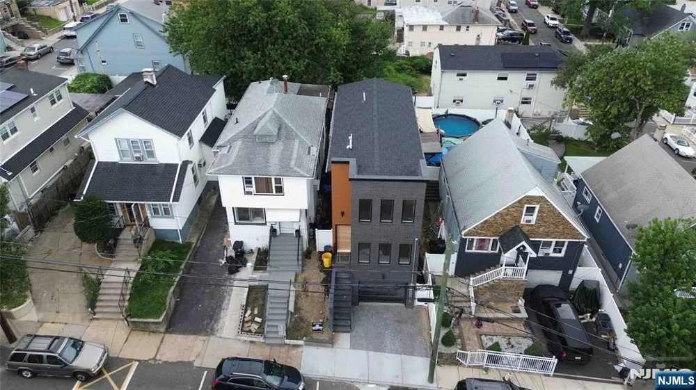 1409 85th Street North Bergen, NJ 07047