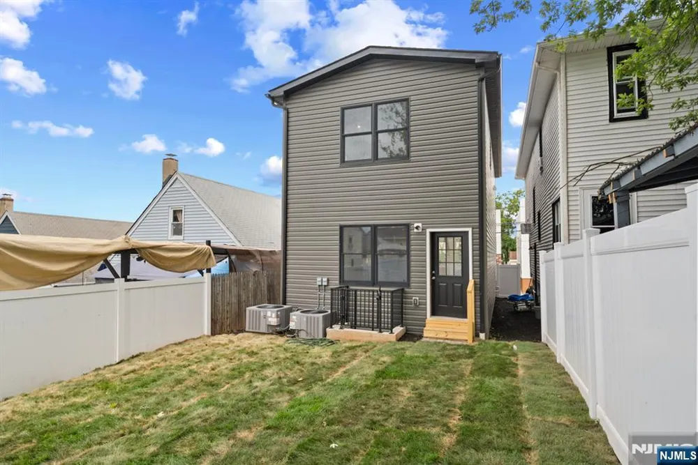 1409 85th Street North Bergen, NJ 07047
