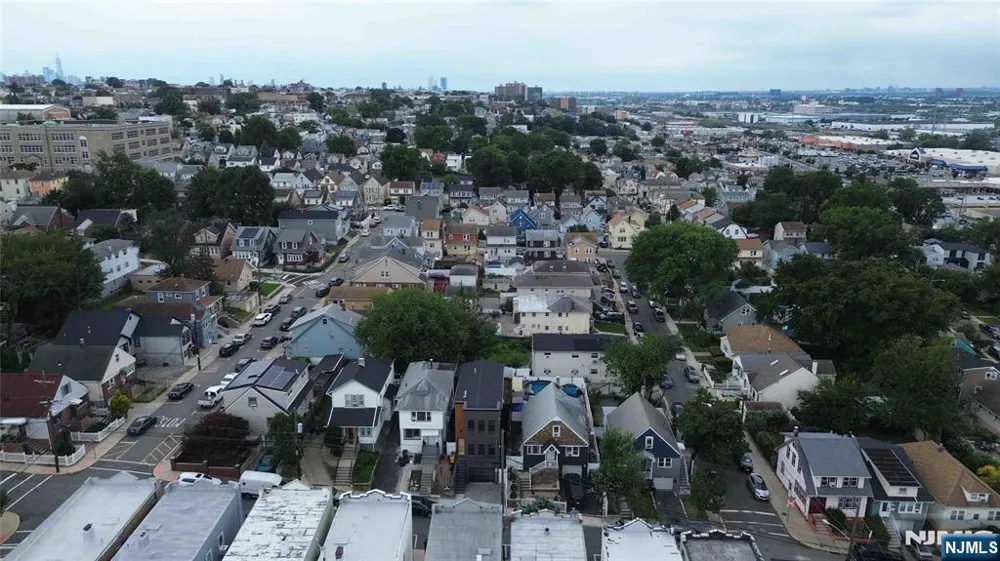 1409 85th Street North Bergen, NJ 07047