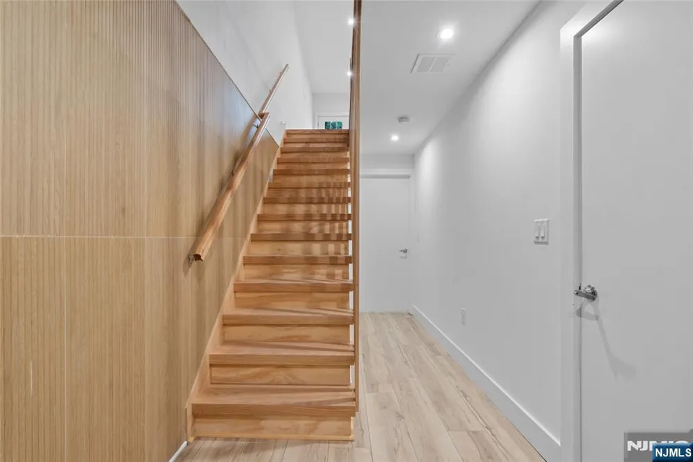 1409 85th Street North Bergen, NJ 07047