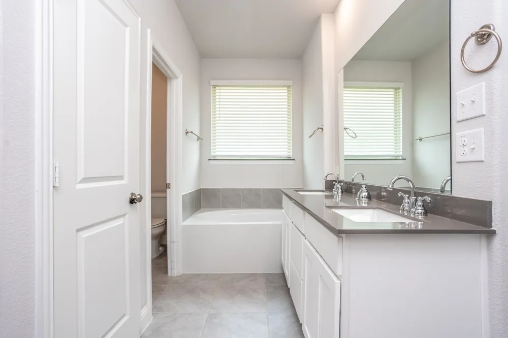 1557 Addison Drive Lancaster, TX 75134