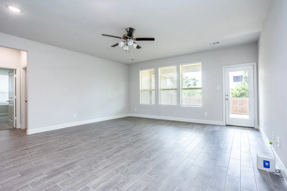 1557 Addison Drive Lancaster, TX 75134