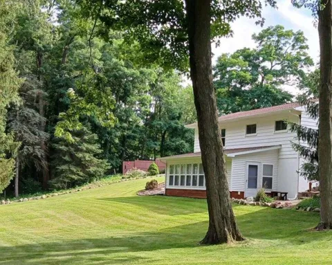 457 Hardwood Drive
