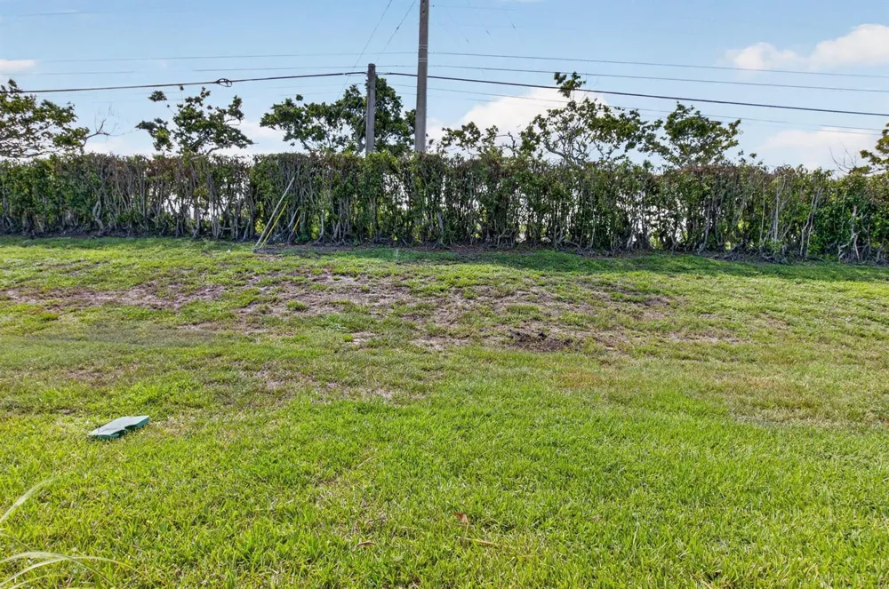 5790 WANDA LANE Delray Beach, FL 33484