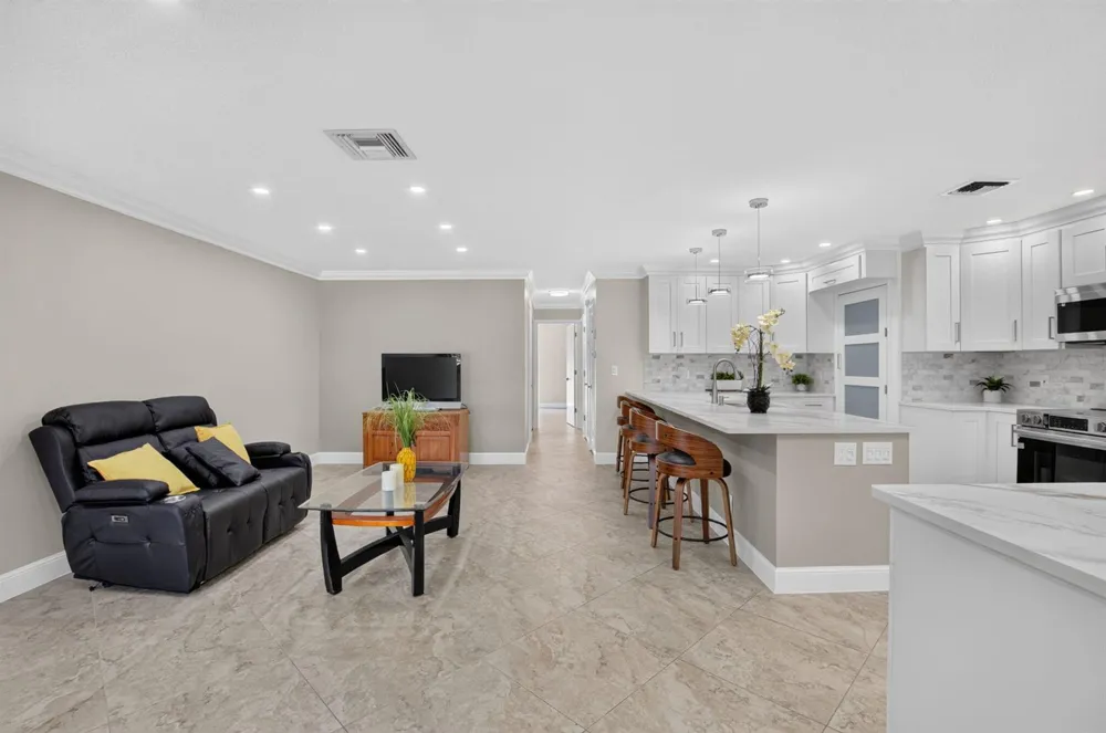 5790 WANDA LANE Delray Beach, FL 33484