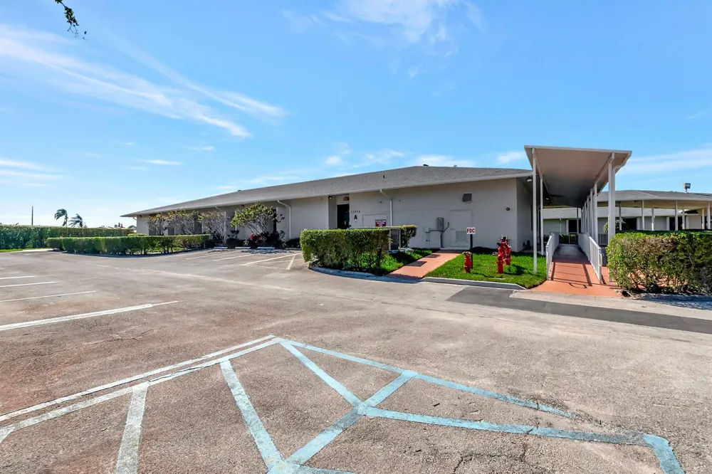5790 WANDA LANE Delray Beach, FL 33484