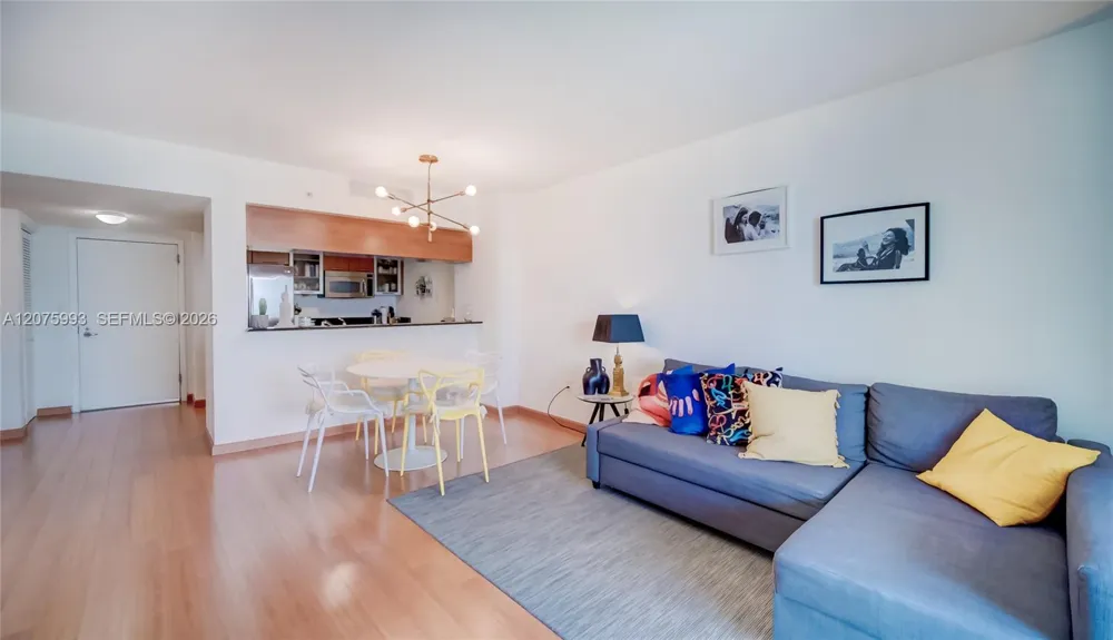 1800 Bayshore Dr #2108 Miami, FL 33132