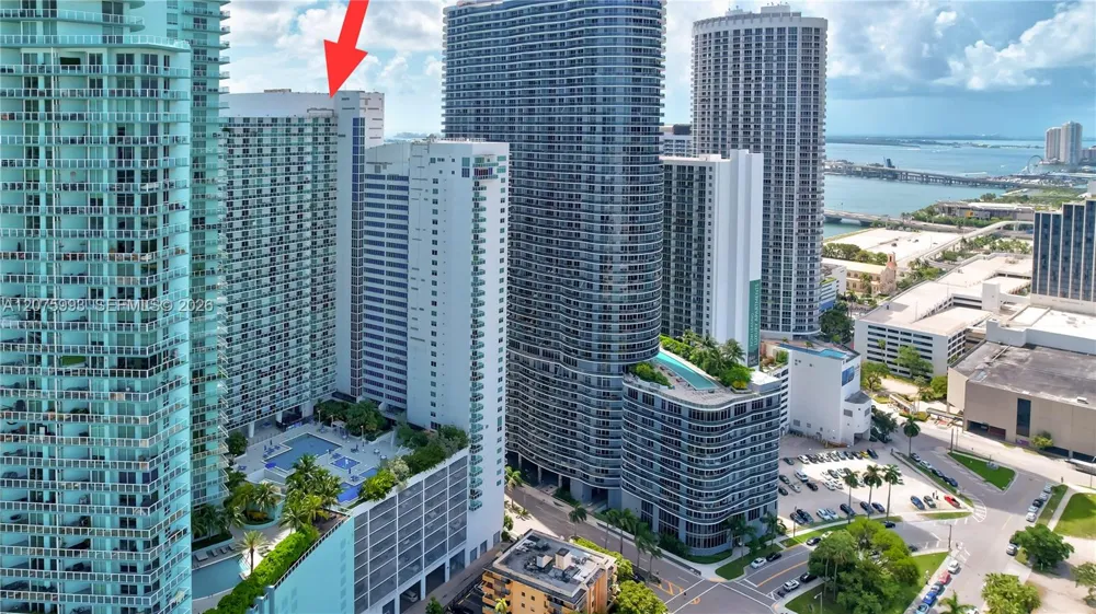 1800 Bayshore Dr #2108 Miami, FL 33132
