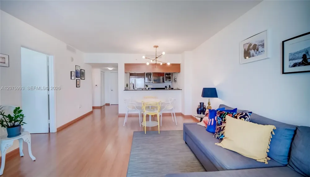1800 Bayshore Dr #2108 Miami, FL 33132