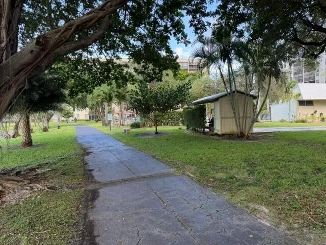 2209 S CYPRESS BEND DRIVE #104 Pompano Beach, FL 33069
