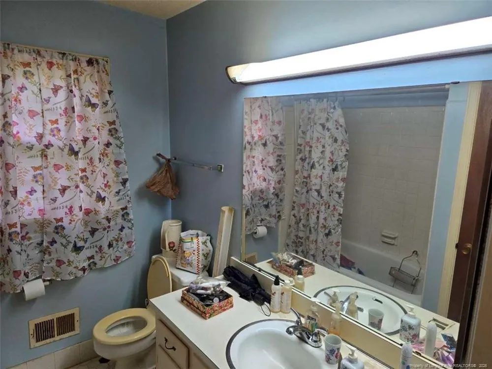 5209 Sedgefield Drive Raleigh, NC 27609