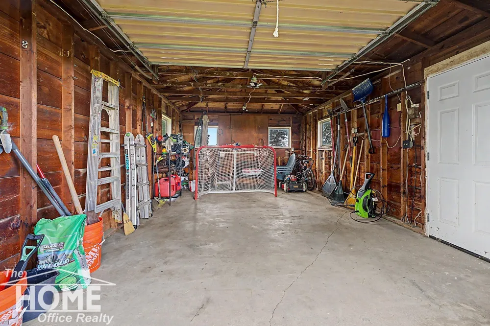 9800 Ferden Road Chesaning Township, MI 48616
