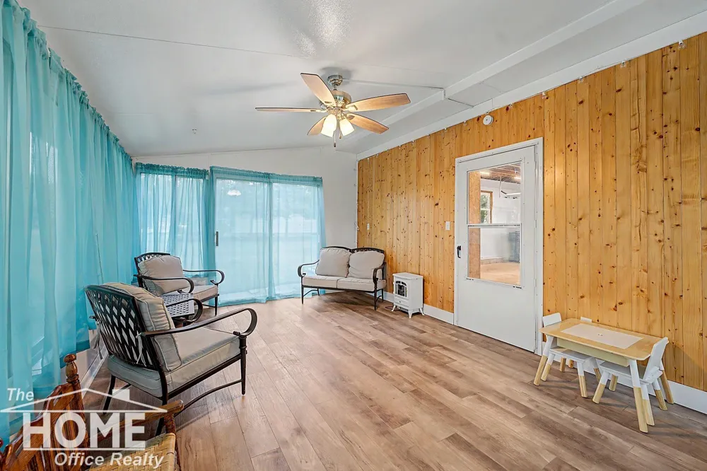9800 Ferden Road Chesaning Township, MI 48616