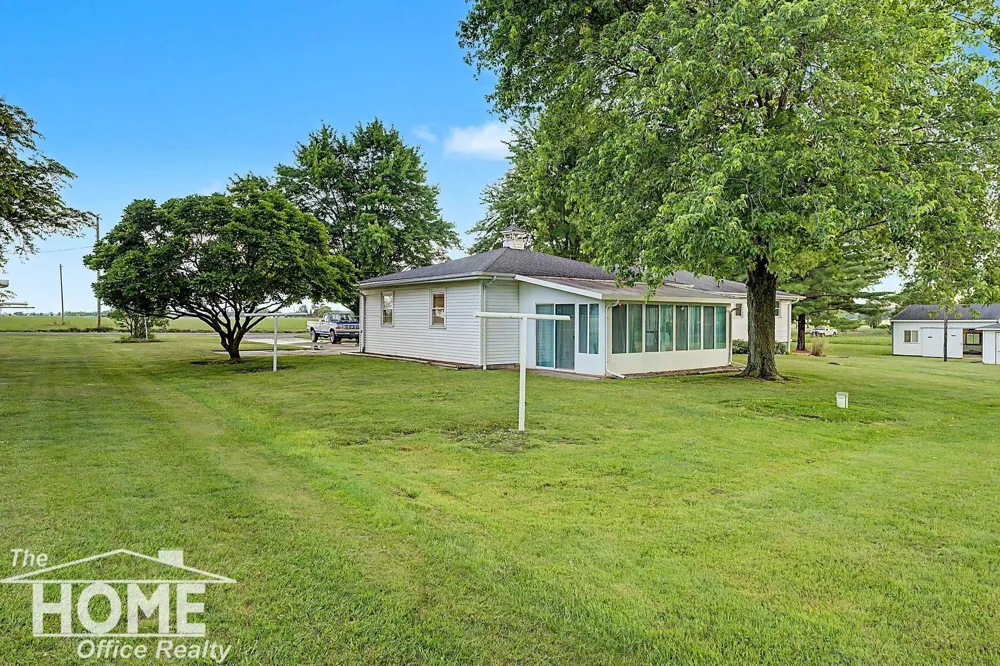 9800 Ferden Road Chesaning Township, MI 48616