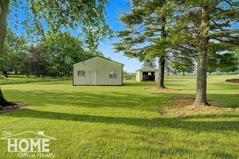 9800 Ferden Road Chesaning Township, MI 48616