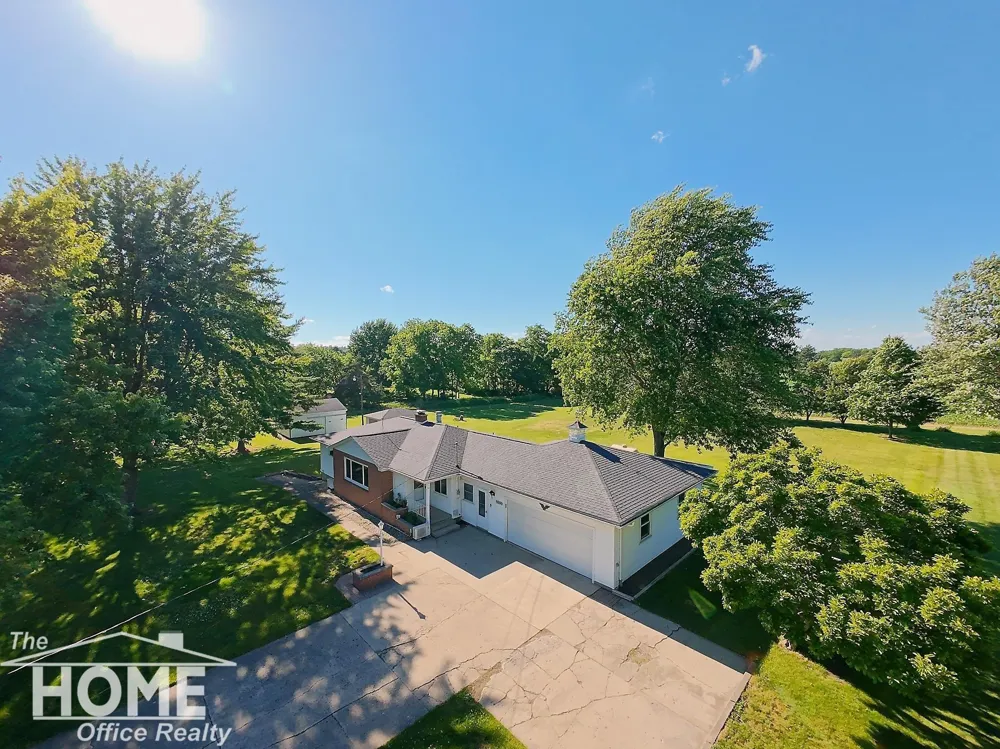 9800 Ferden Road Chesaning Township, MI 48616