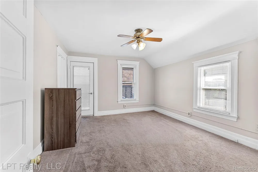 444 Orange Wyandotte City, MI 48192