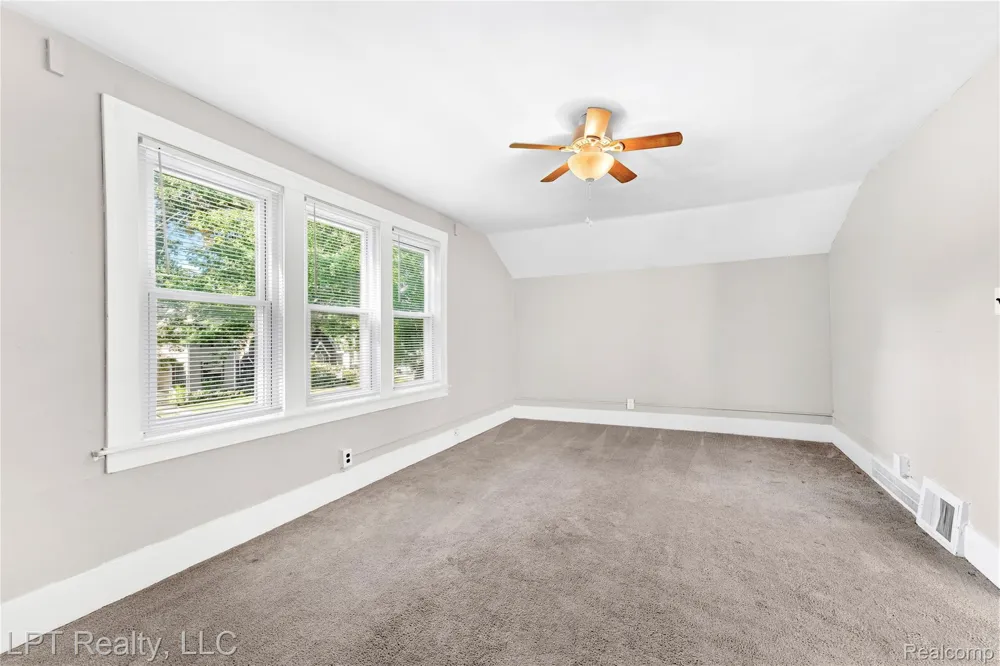 444 Orange Wyandotte City, MI 48192