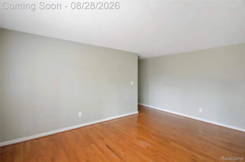 11410 Canal Road #205 Sterling Heights City, MI 48314