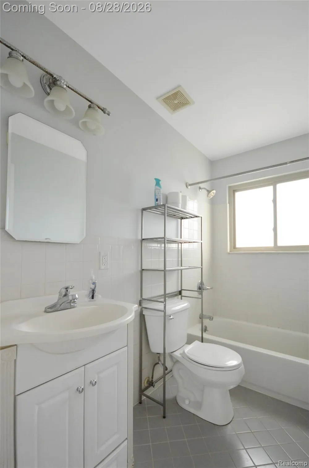 11410 Canal Road #205 Sterling Heights City, MI 48314
