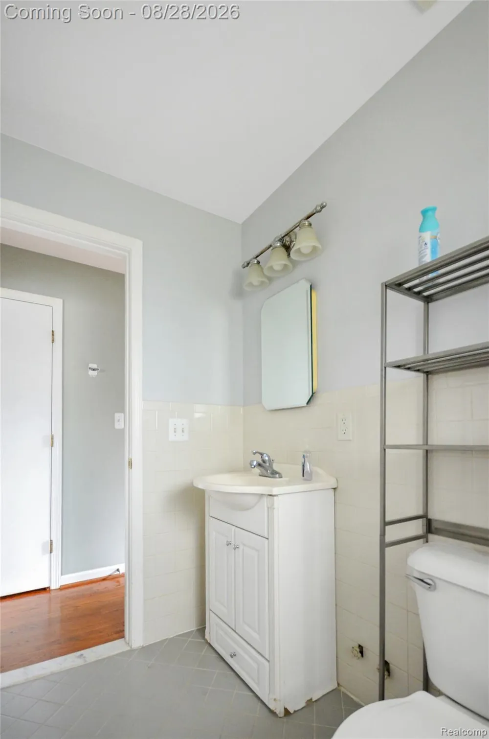 11410 Canal Road #205 Sterling Heights City, MI 48314