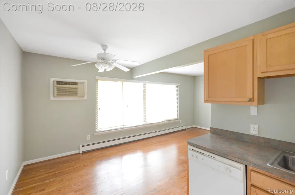 11410 Canal Road #205 Sterling Heights City, MI 48314