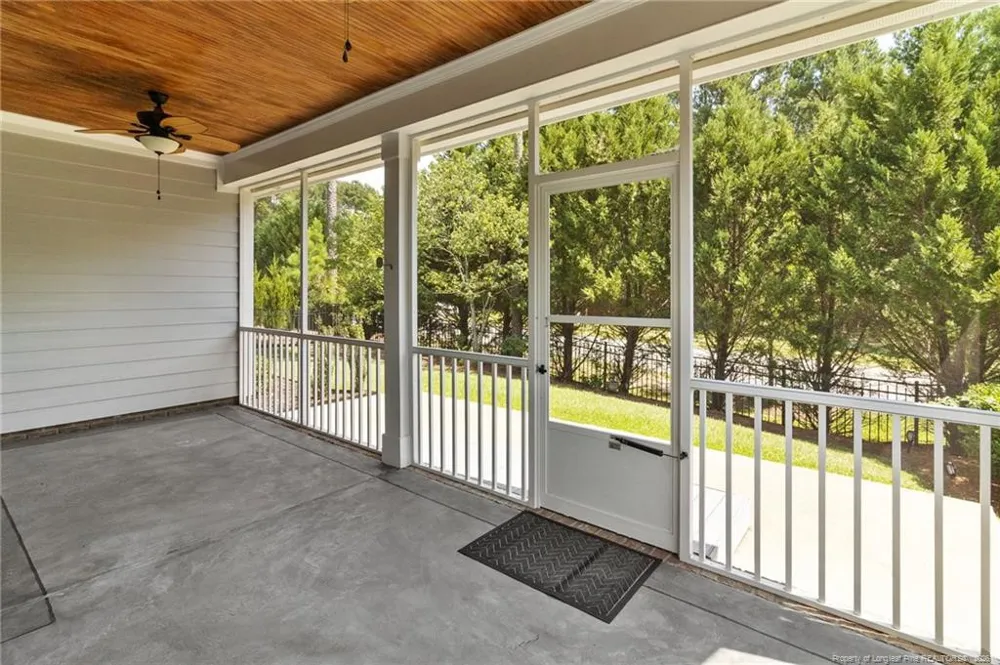 24 Glen Bend Court Spring Lake, NC 28390