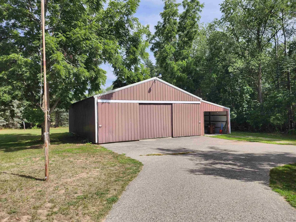 3560 Pine Tree Drive Sherman Township, MI 48893