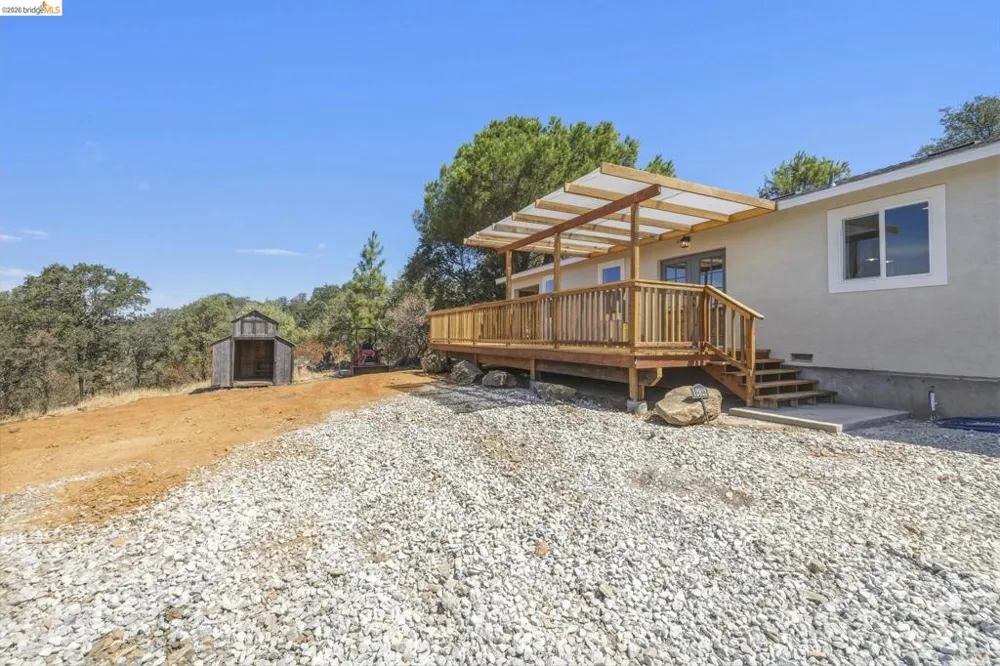 12022 La Grange Rd Jamestown, CA 95327