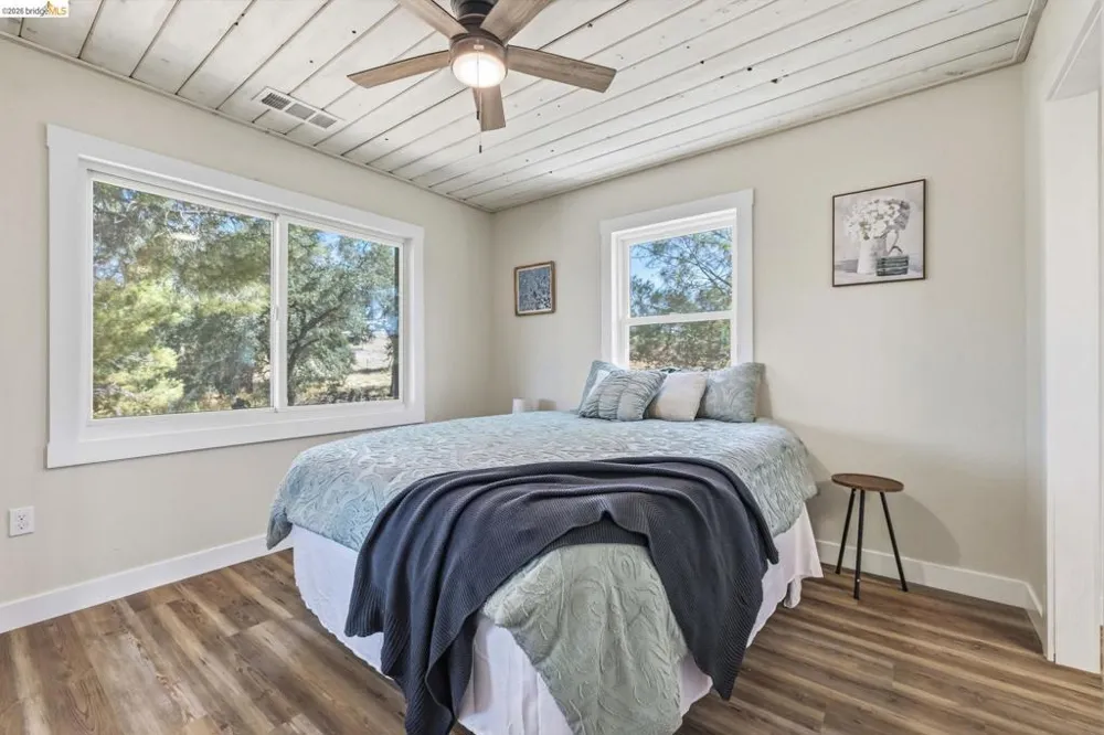 12022 La Grange Rd Jamestown, CA 95327