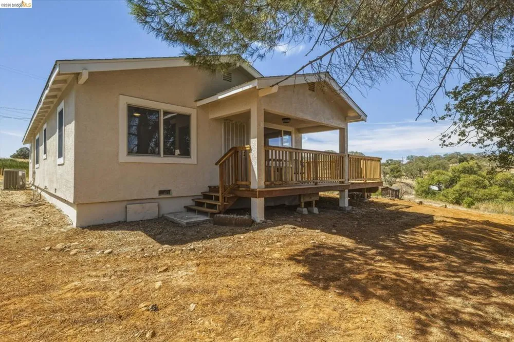 12022 La Grange Rd Jamestown, CA 95327