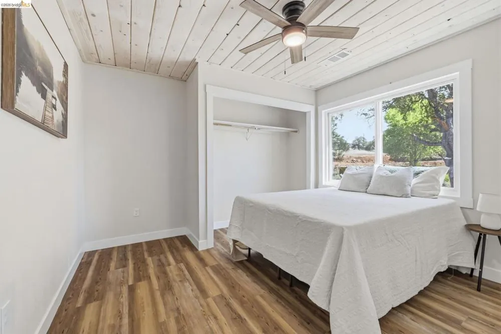12022 La Grange Rd Jamestown, CA 95327