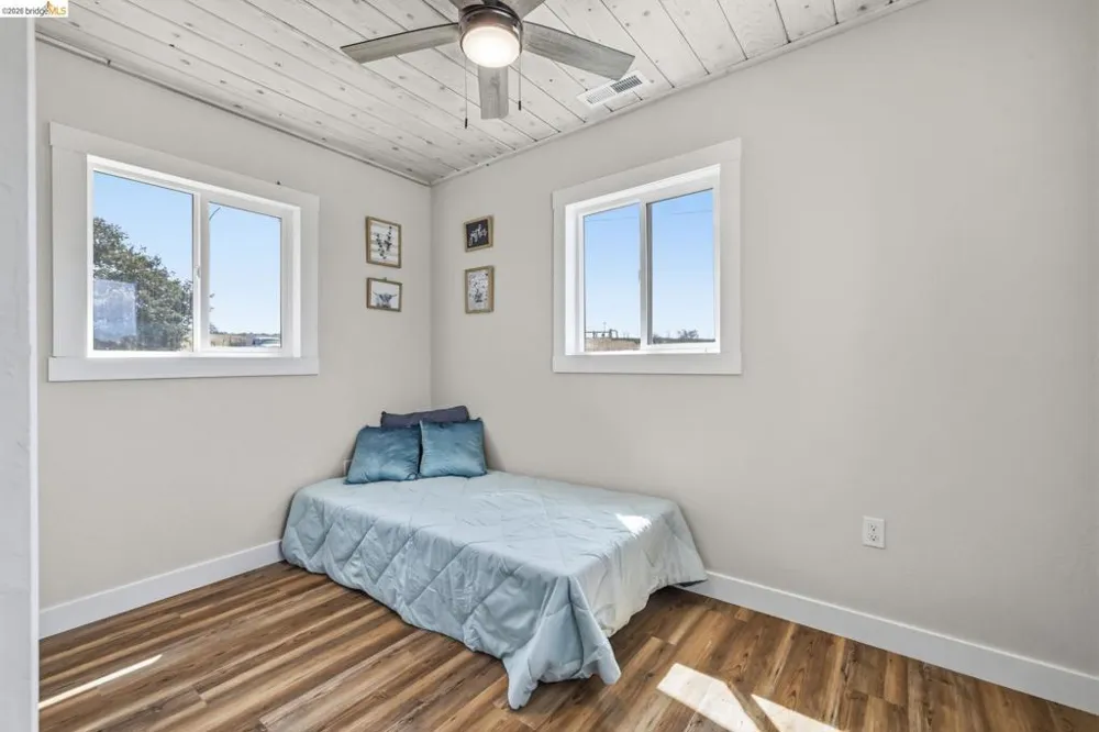 12022 La Grange Rd Jamestown, CA 95327