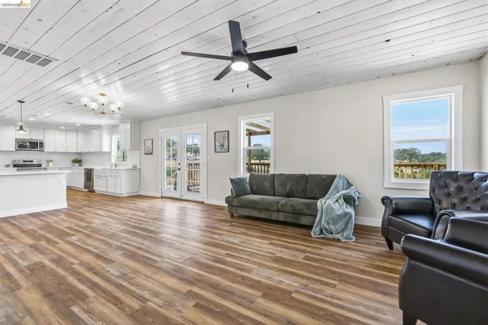 12022 La Grange Rd Jamestown, CA 95327