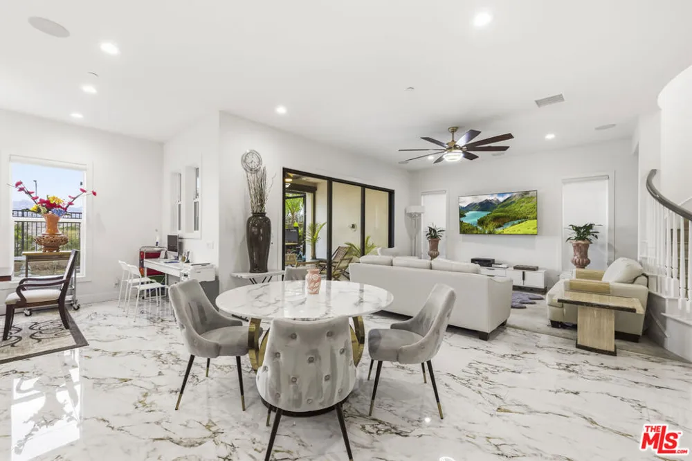 11967 Carabella Court Porter Ranch, CA 91326