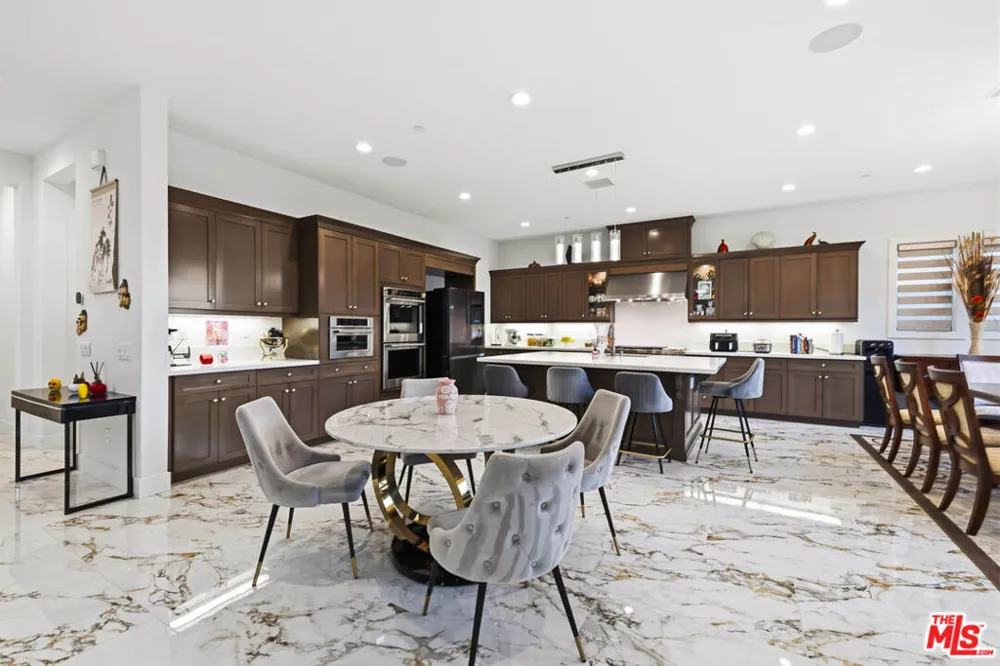 11967 Carabella Court Porter Ranch, CA 91326