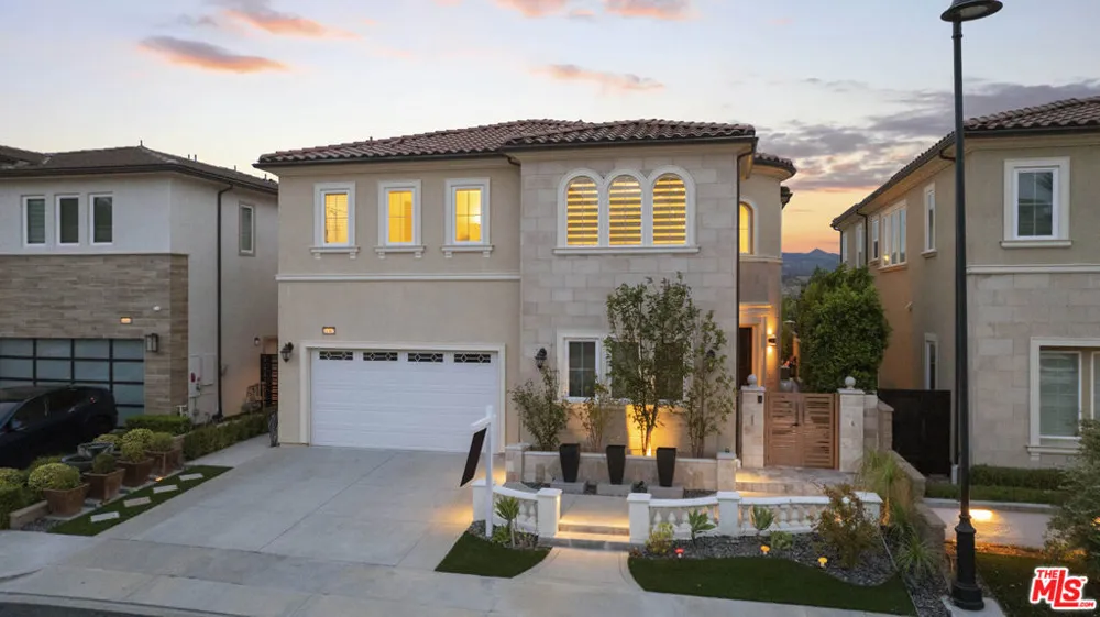 11967 Carabella Court Porter Ranch, CA 91326