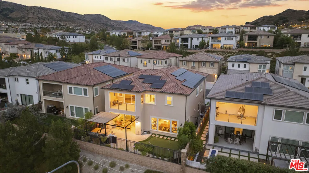 11967 Carabella Court Porter Ranch, CA 91326