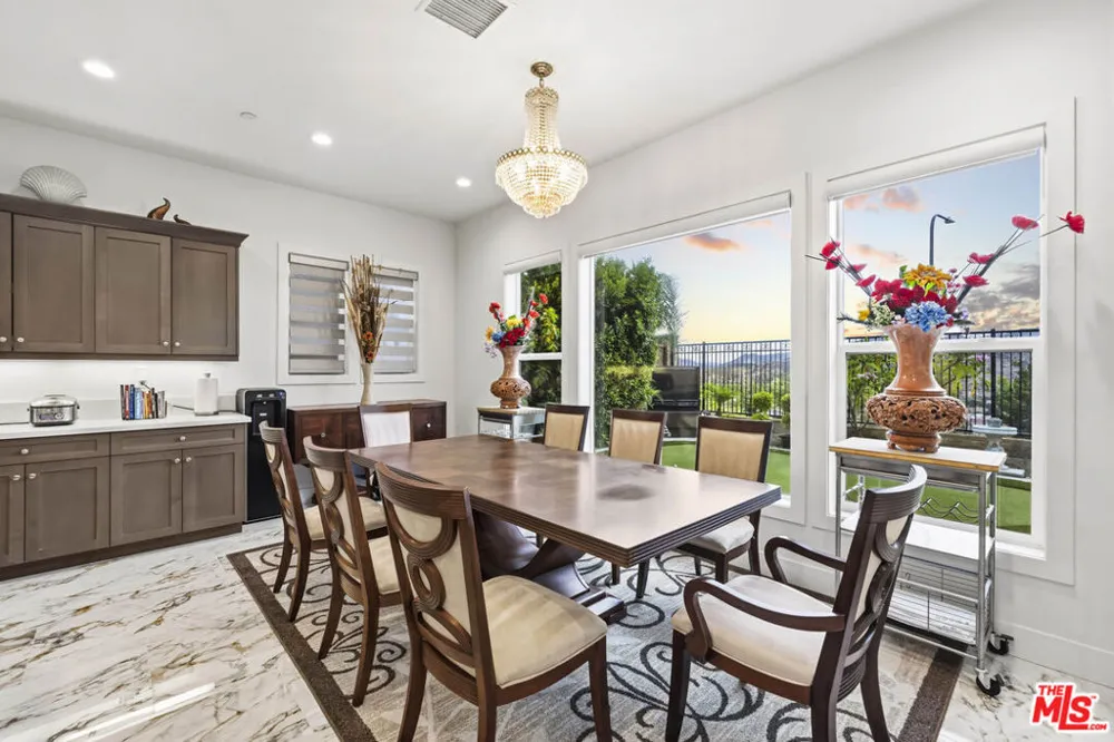 11967 Carabella Court Porter Ranch, CA 91326