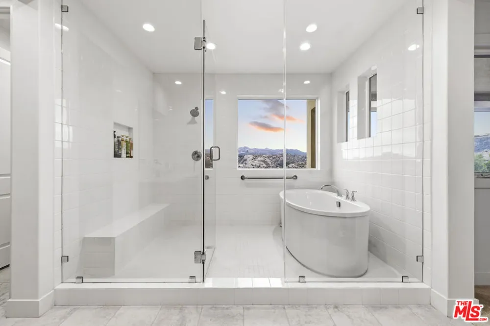 11967 Carabella Court Porter Ranch, CA 91326