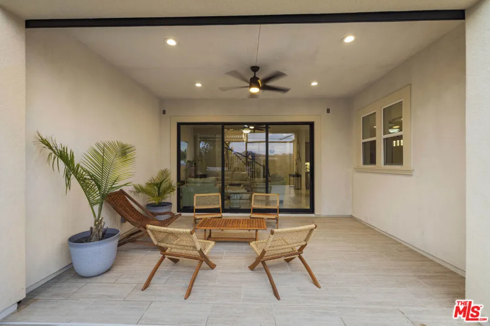 11967 Carabella Court Porter Ranch, CA 91326
