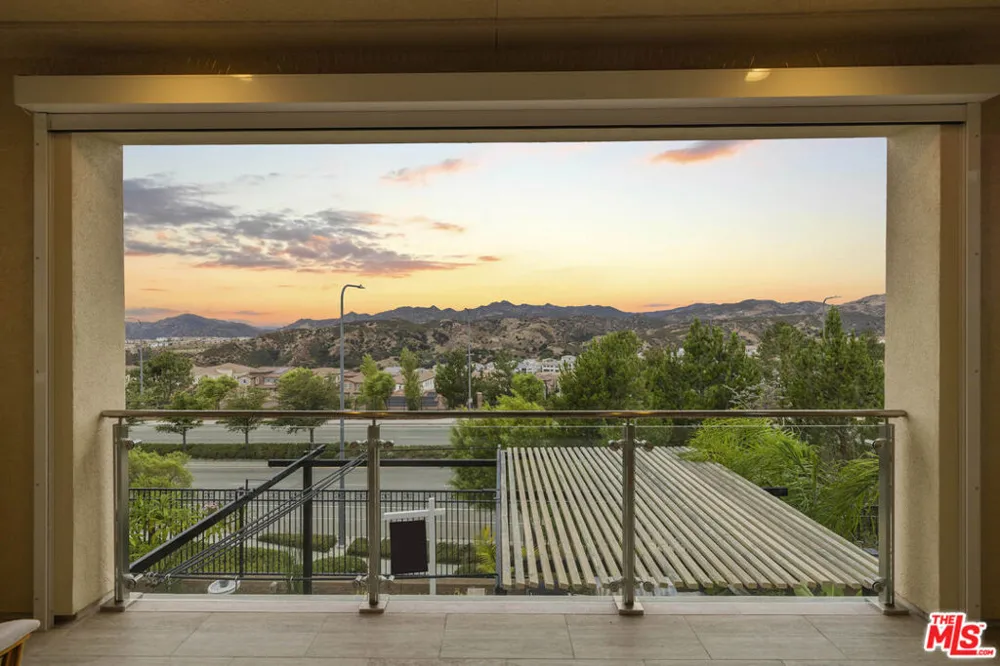 11967 Carabella Court Porter Ranch, CA 91326