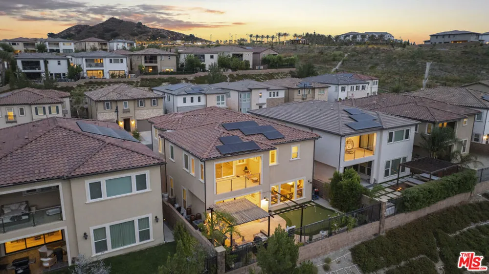 11967 Carabella Court Porter Ranch, CA 91326