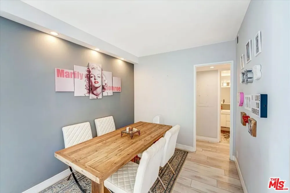 10433 WILSHIRE BOULEVARD #1202 Los Angeles, CA 90024