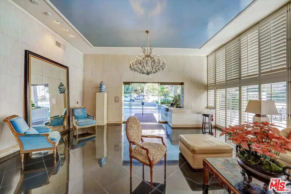 10433 WILSHIRE BOULEVARD #1202 Los Angeles, CA 90024